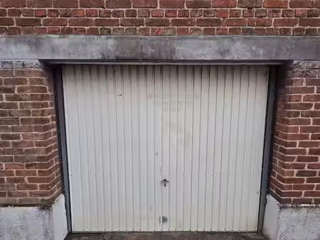vends garage proche l'usine