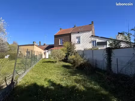 maison 6 pièces 70 m²