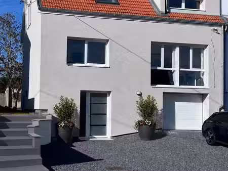 maison rénovée 185 m² – 4 chambres + bureau – bertrange  proche thionville/yutz