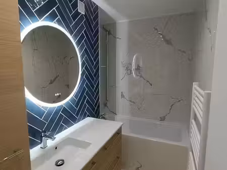à louer : appartement t4 de 82 m² entièrement rénové — 1000/ mois