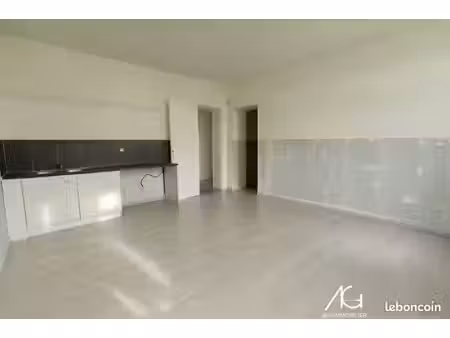 appartement 3 pièces 55 m²