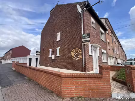maison 4 pièces 85 m²