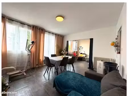 ? à louer – magnifique t3 meublé rénové à pontivy