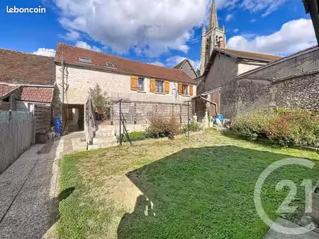 maison 6 pièces 108 m²