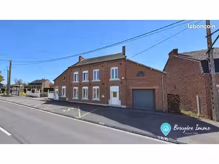 maison 8 pièces 158 m²