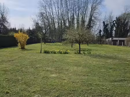 terrain à bâtir de 2049 m² à carlepont (60)