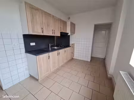 appartement t3 de 66m² avec terrasse et place de parking à aire-sur-la-lys