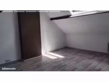 location appartement à courrieres 60m²