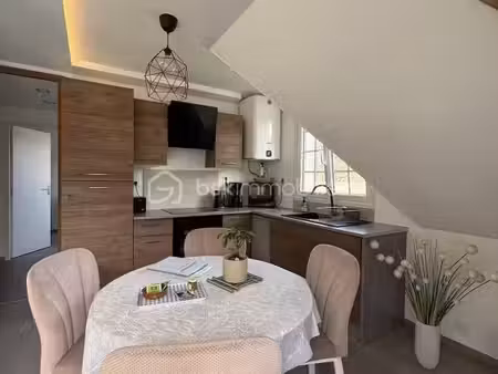 appartement 5 pièces 61 m²
