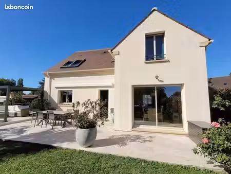 maison 6 pièces 140 m²