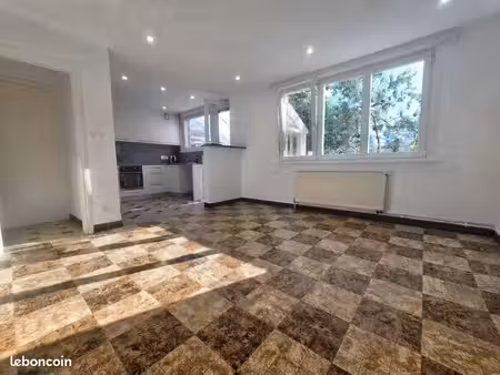maison 4 pièces 84 m²