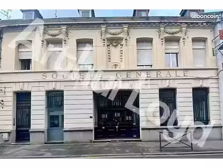 local commercial 215 m²