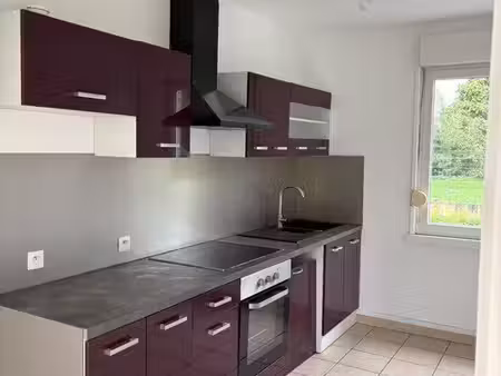 maison individuelle avec jardin à louer