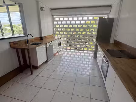 appartement t4 duplex loue vide