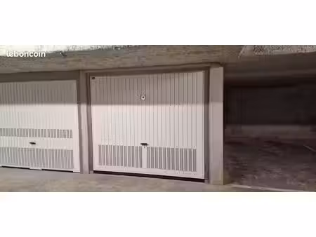vends box / garage à neuilly - plaisance
