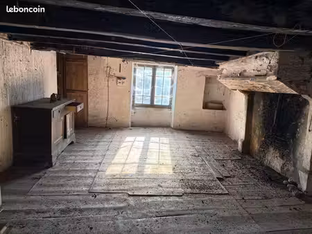 ancienne bâtisse à rénover celle