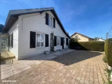 maison 6 pièces 134 m²