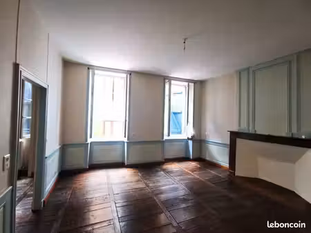 appartement t2 à figeac