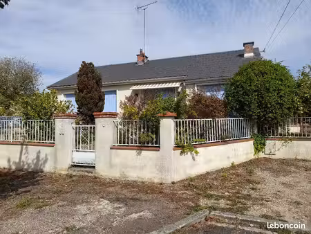 maison 4 pièces 74 m² _ malesherbes