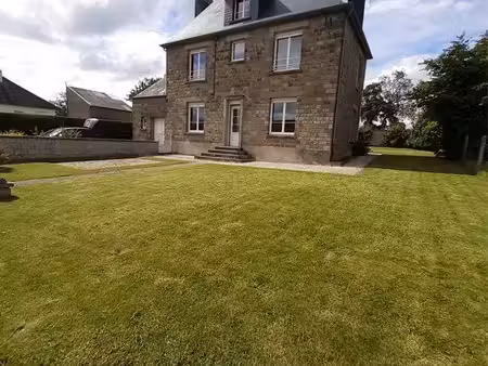 maison en pierre rénovée - entre vire-normandie & valdalliere - 750 cc