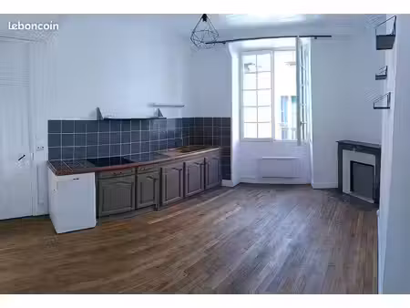 appartement non meublé