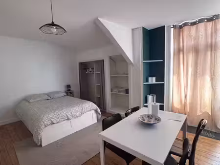 studio meublé lumineux
