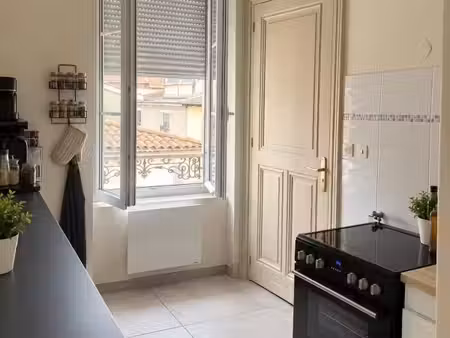 appartement 3 pièces 63 m²