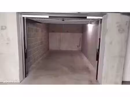 garage location