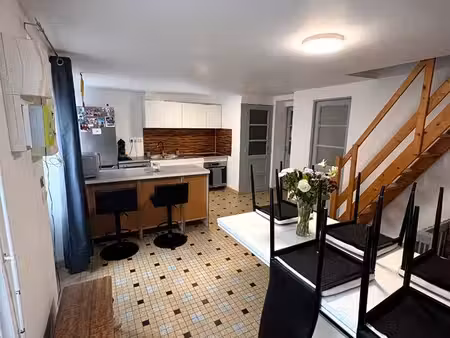 loue maison de bourg