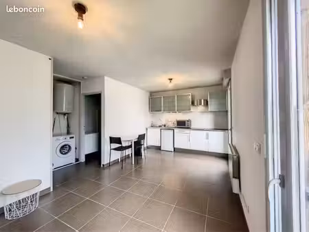 appartement meublé + garage
