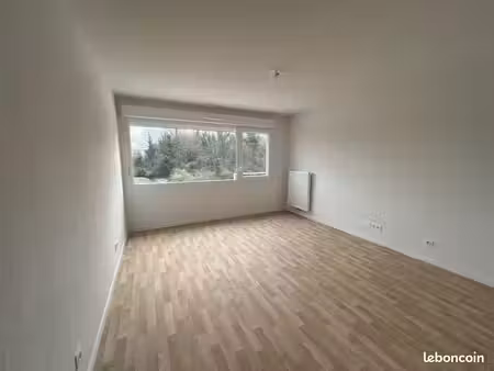 studio 1 pièce 25 m²