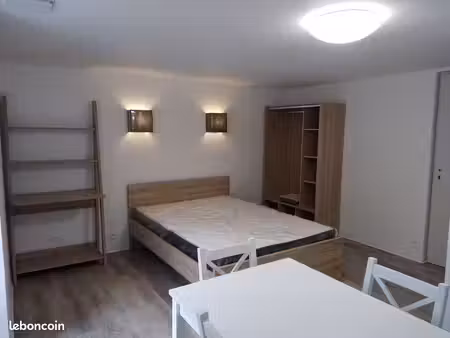 studio meublé