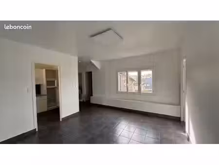 bel appartement 3 pièces centre bourg neufchâtel en bray