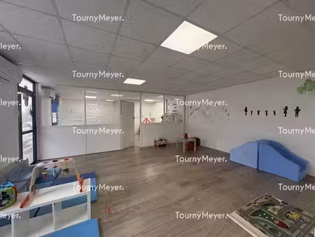 location bureaux 260m²