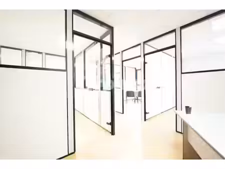 location bureaux 89m²