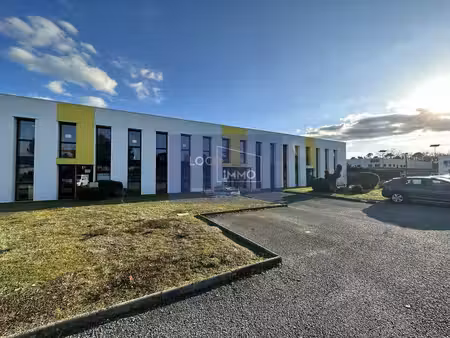 location local d’activités 450m²