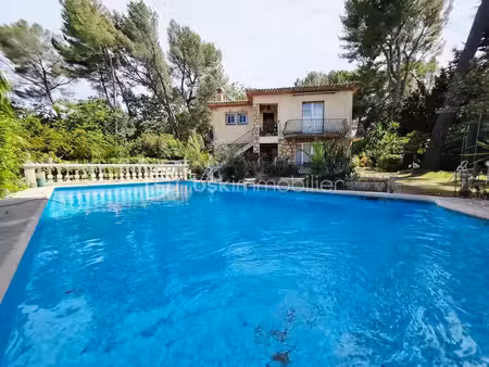 maison de 201 m² à mougins