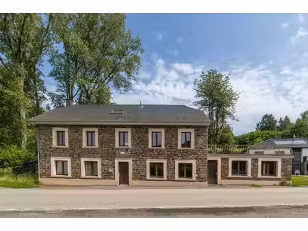 ruime woning in een oase van groen!