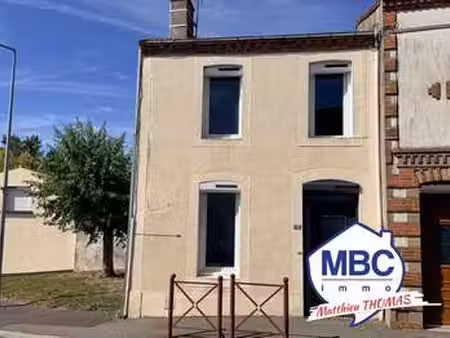 vente maison à yzernay (49360) : à vendre / 106m² yzernay