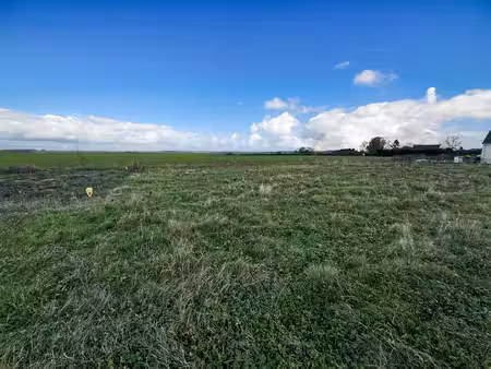 vente terrain  840.00m²  heudicourt