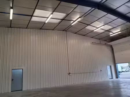 depot - entrepot à louer