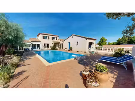 vente maison 6 pièces  123.81m²  la palme