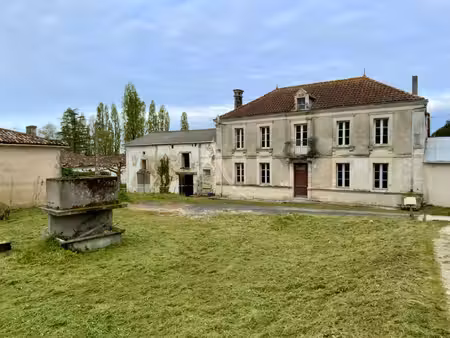 vente maison 2 pièces  162.00m²  villexavier