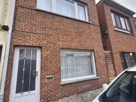 goed onderhouden opbrengstwoning met 4 slaapkamers terras en berging