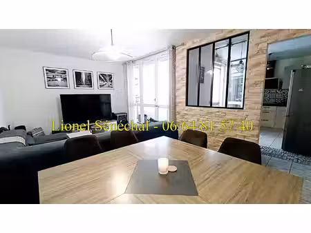 appartement au rdc avec 2 balcons 4 pièces de 76 m2 secteur pontlieue avec un accès direct