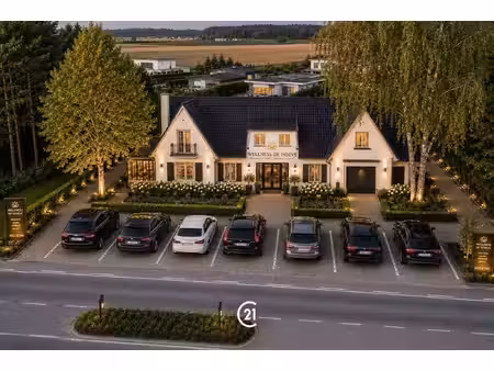 veelzijdig pand op toplocatie te geraardsbergen!
