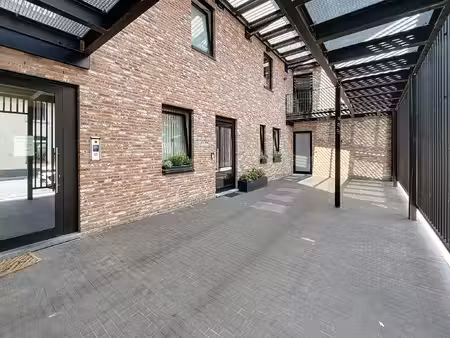 wij kunnen het vast goed met elkaar vinden in ons kantoor te tienen en sint-truiden