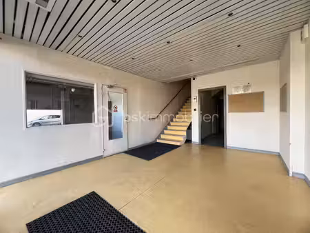 local d'activités de 1 900 m² à palaiseau