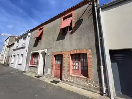vente maison à montbert (44140) : à vendre / 99m² montbert