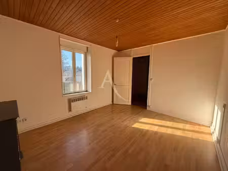 vente maison 3 pièces  70.00m²  pons